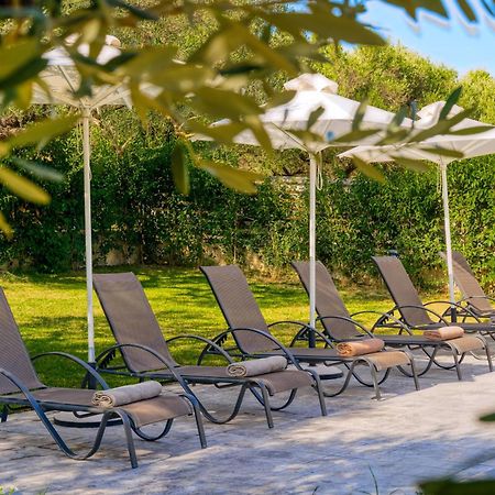 Valeria Private Villa Plános Exteriör bild