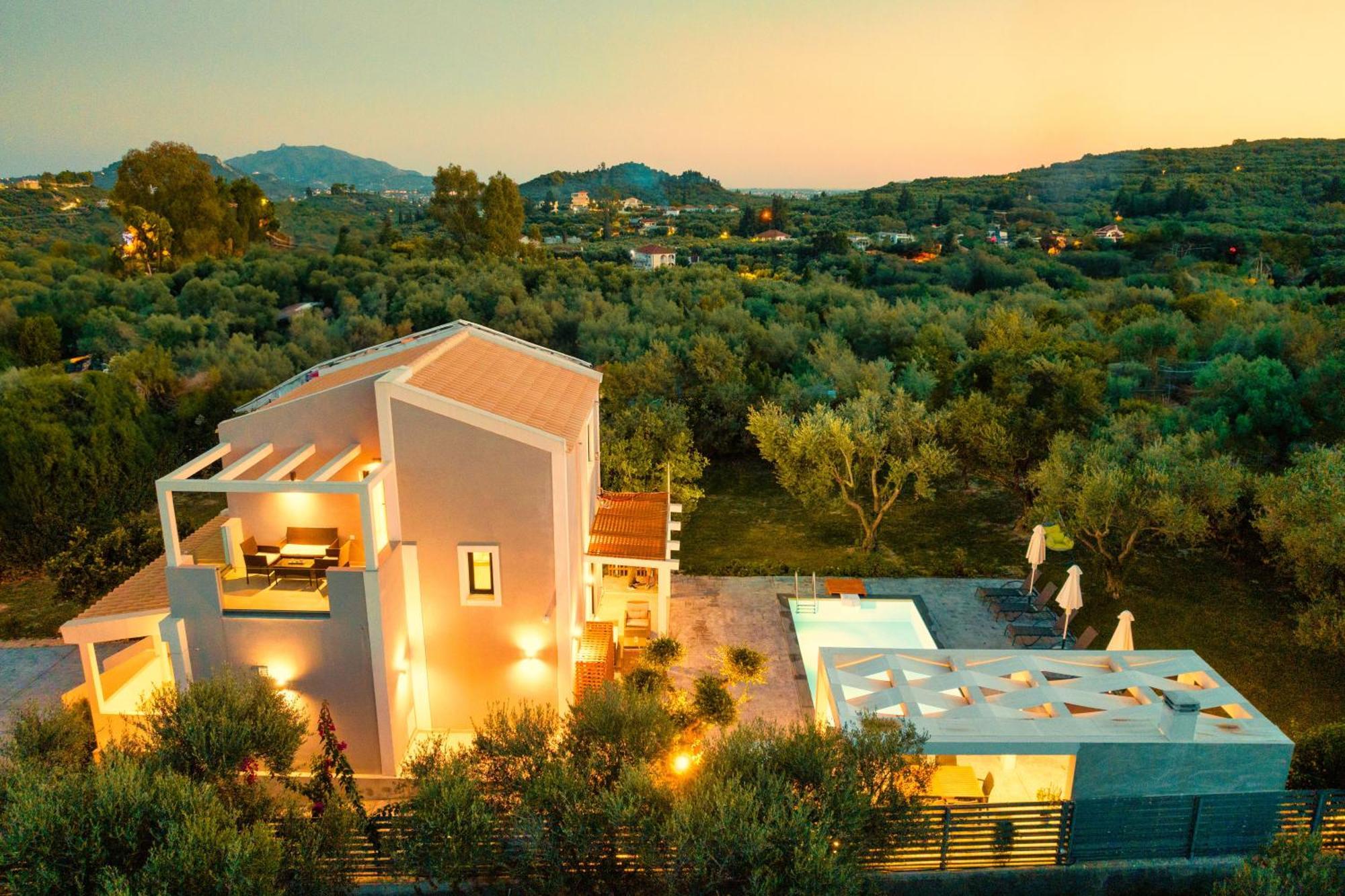 Valeria Private Villa Plános Exteriör bild