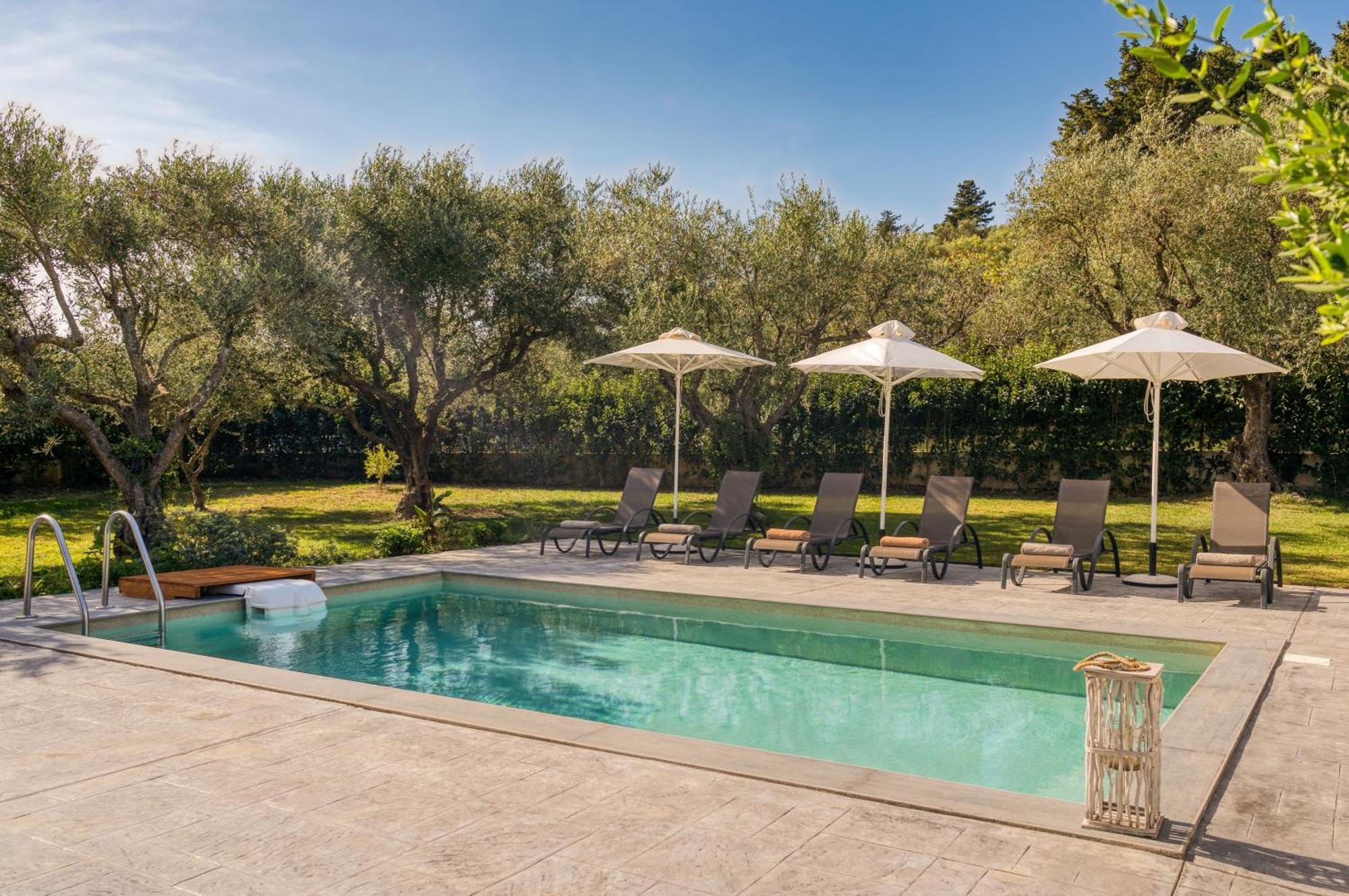 Valeria Private Villa Plános Exteriör bild