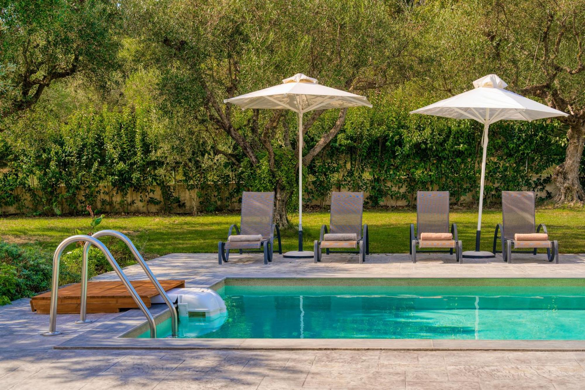 Valeria Private Villa Plános Exteriör bild