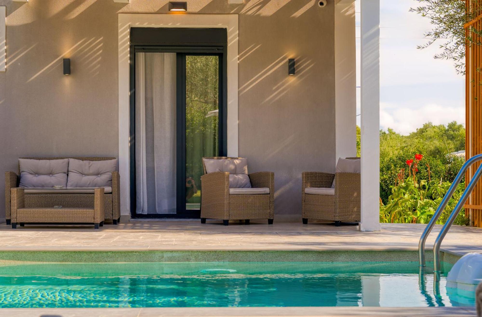 Valeria Private Villa Plános Exteriör bild