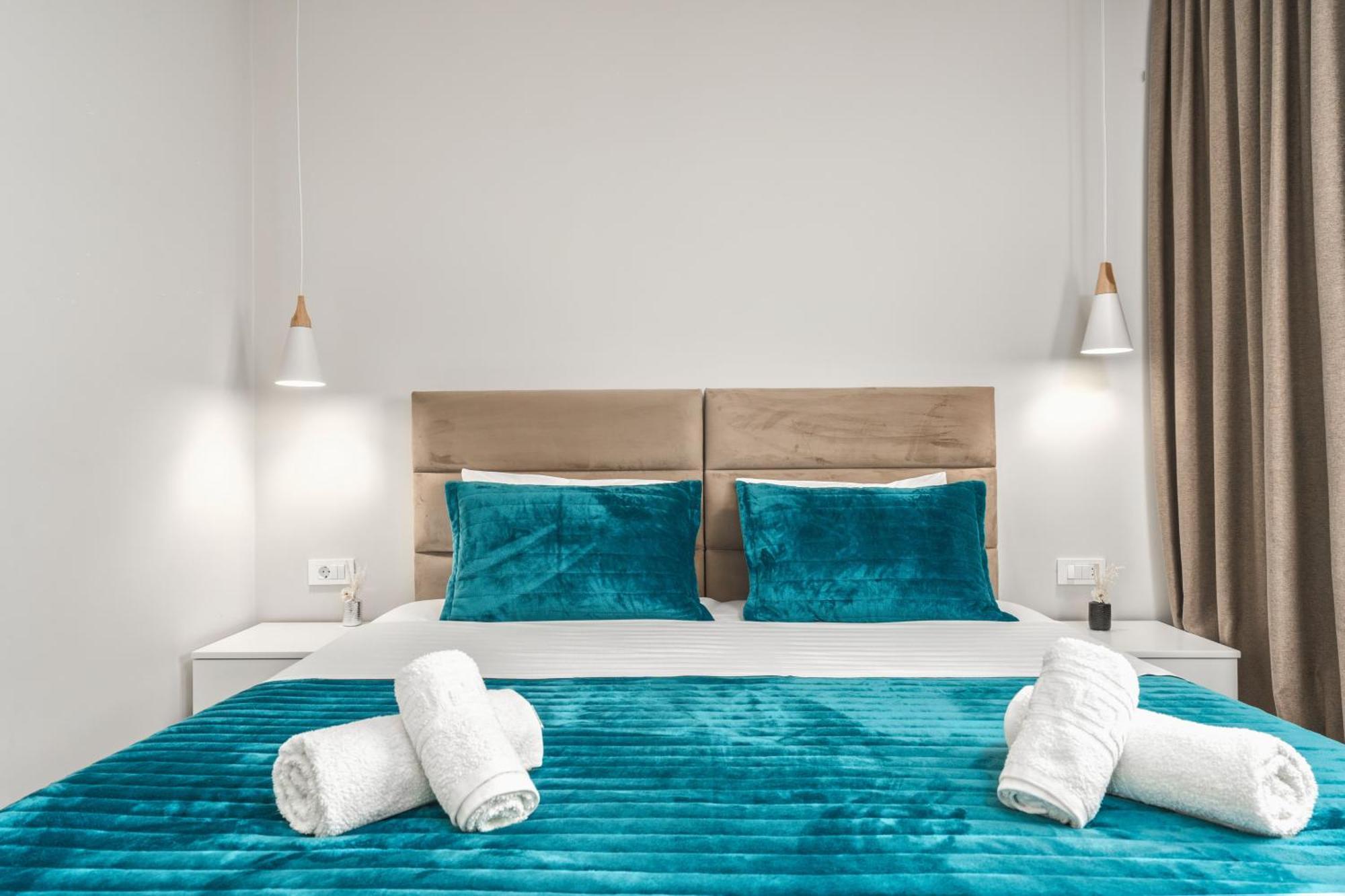 Valeria Private Villa Plános Exteriör bild