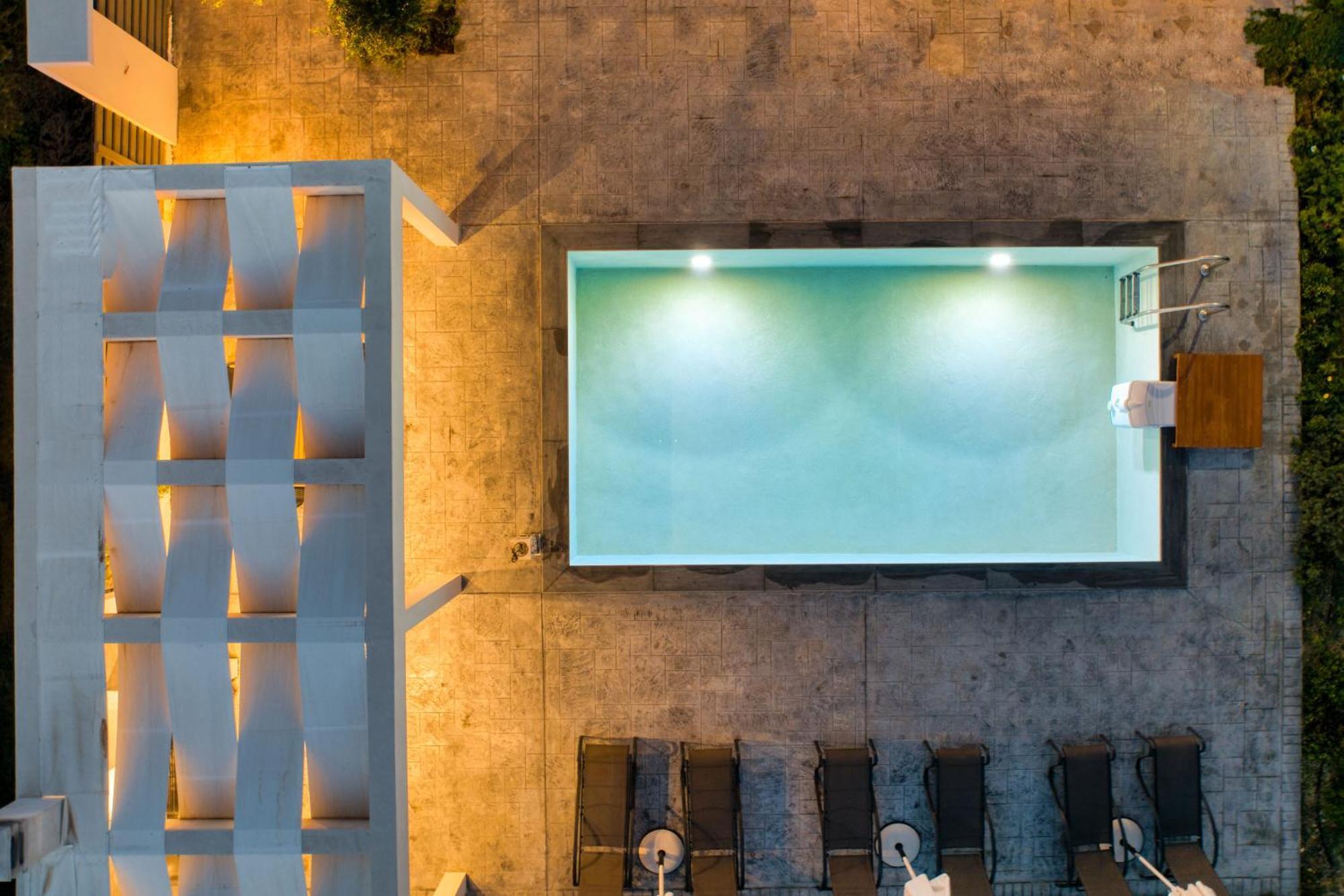 Valeria Private Villa Plános Exteriör bild