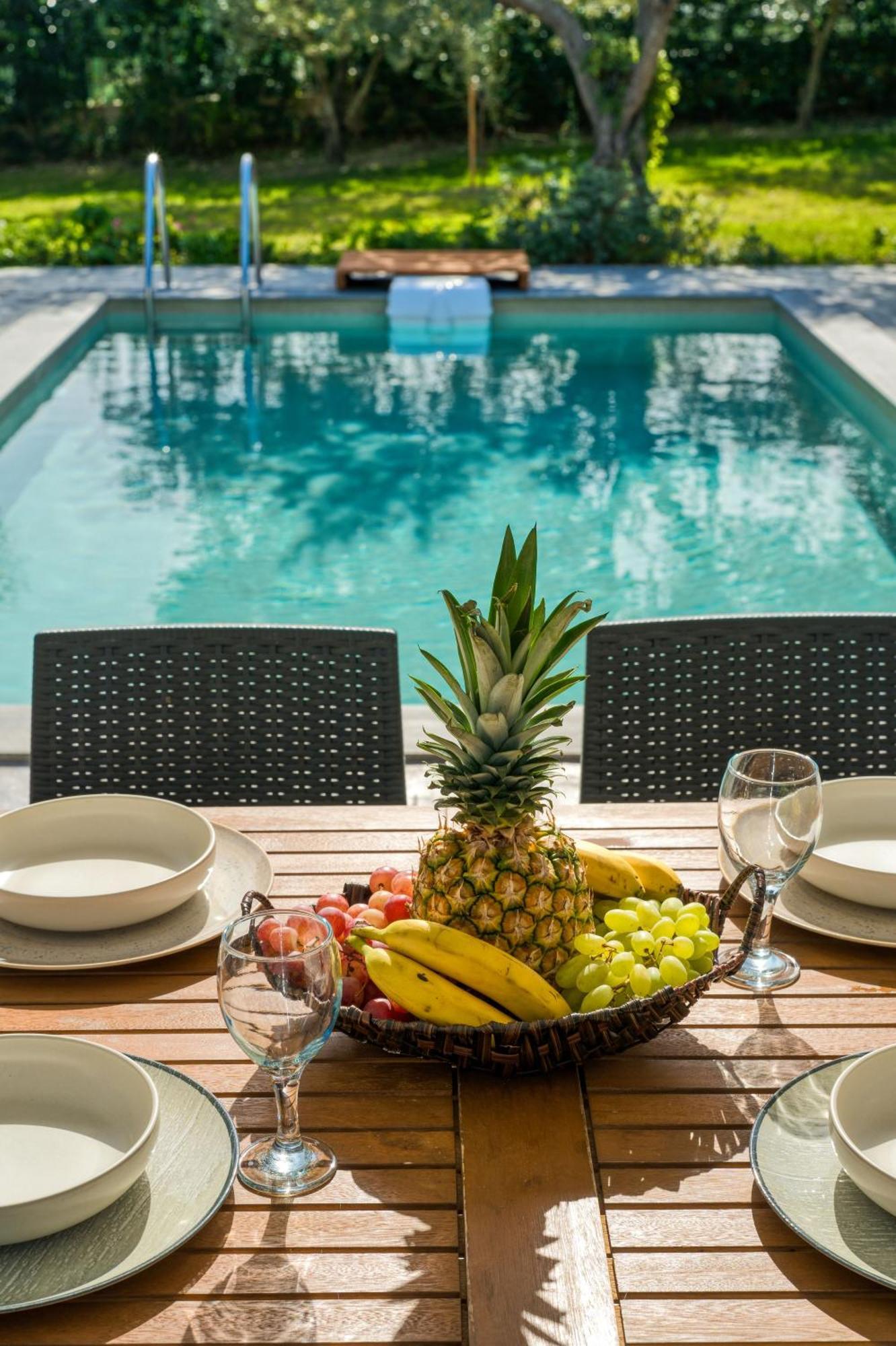 Valeria Private Villa Plános Exteriör bild